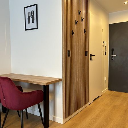 Totu Today-Plac Wolnosci 6 Apartamenty, Faktura Vat, Self Check-In Poznan Bagian luar foto
