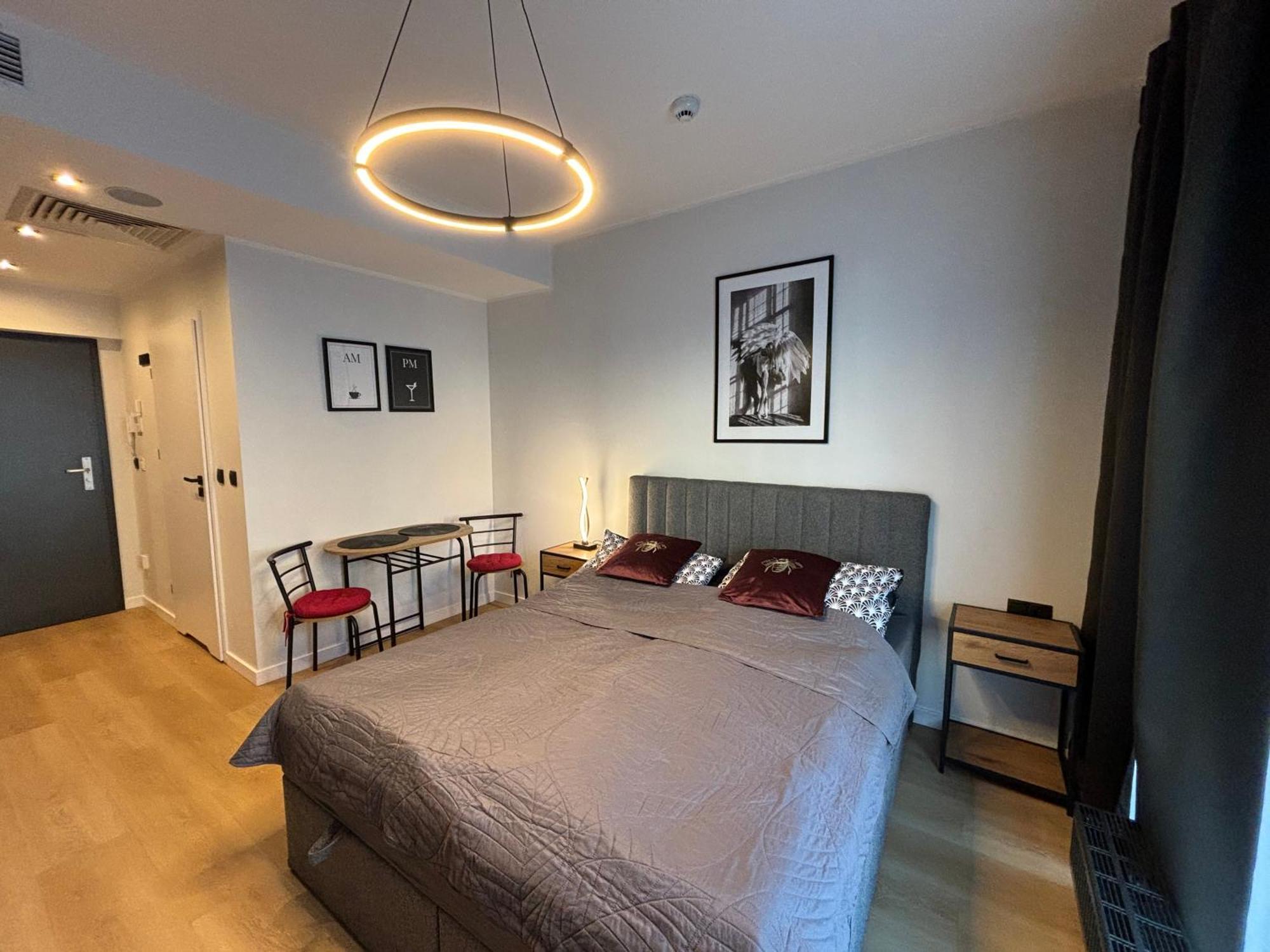 Totu Today-Plac Wolnosci 6 Apartamenty, Faktura Vat, Self Check-In Poznan Bagian luar foto