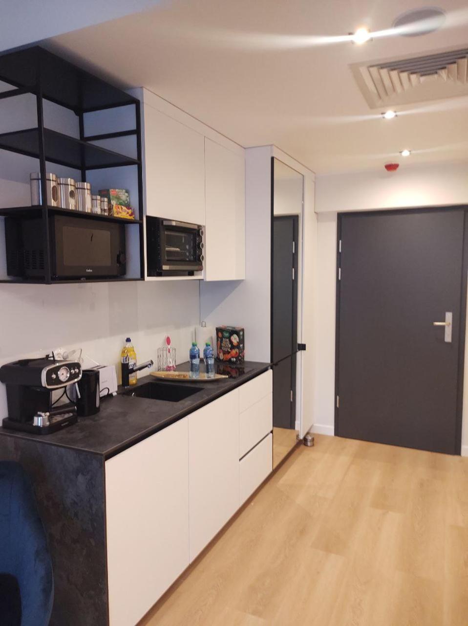 Totu Today-Plac Wolnosci 6 Apartamenty, Faktura Vat, Self Check-In Poznan Bagian luar foto