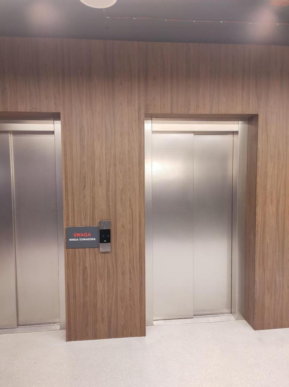Totu Today-Plac Wolnosci 6 Apartamenty, Faktura Vat, Self Check-In Poznan Bagian luar foto